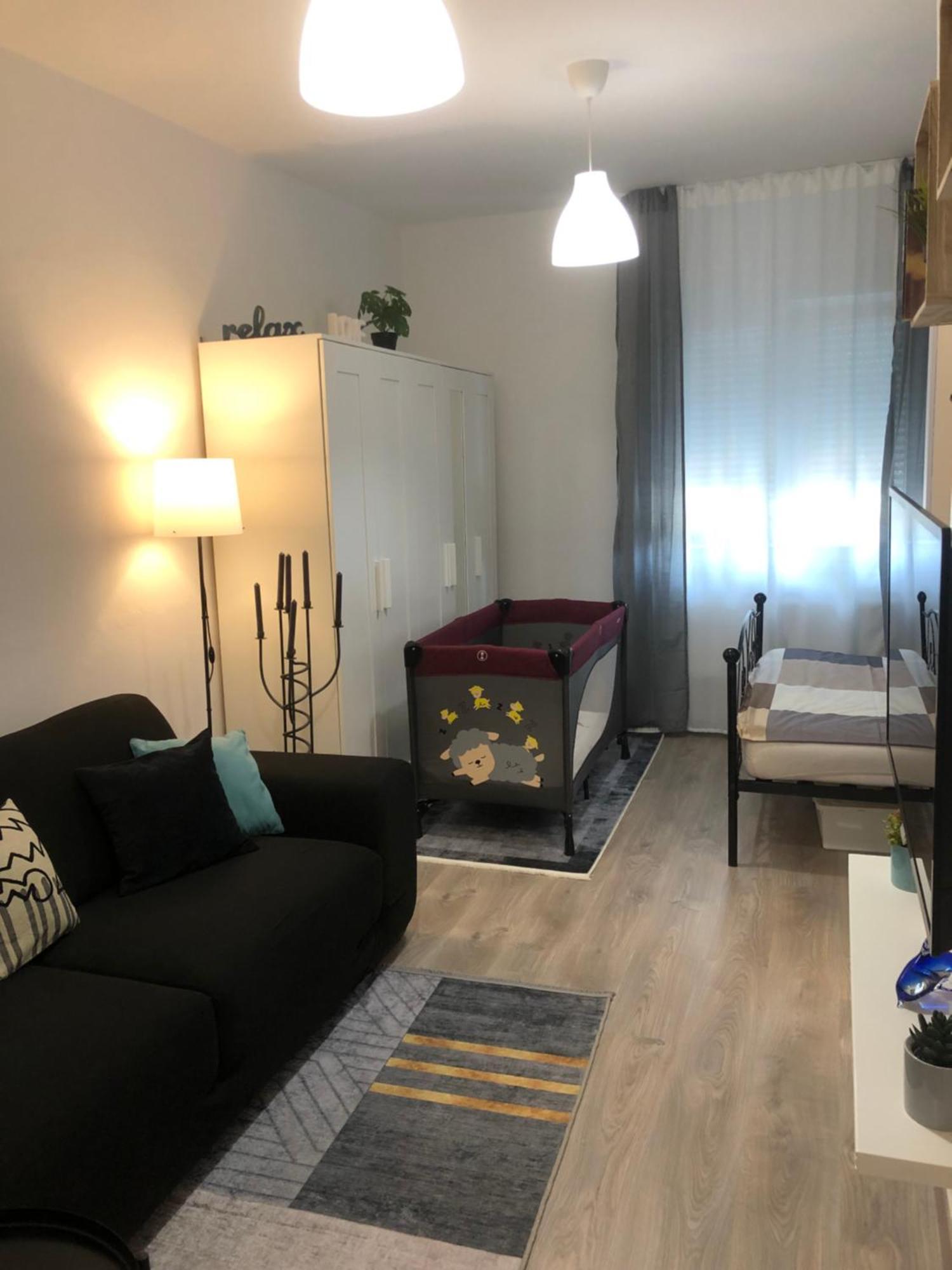 Studio Stipe- With Free Parking, Self Check-In 0-24 Загреб Екстериор снимка